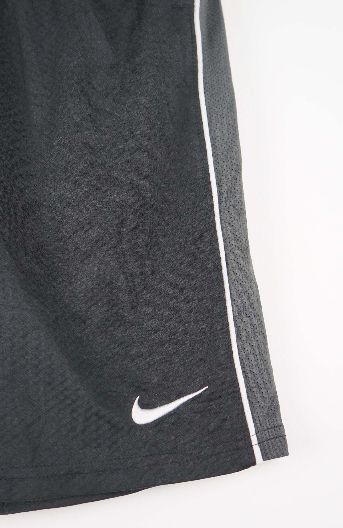 VINTAGE NIKE JERSEY SHORTS W24