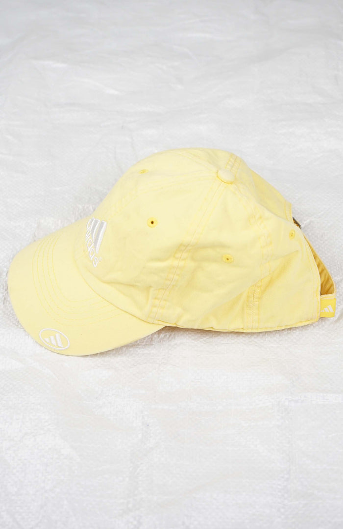 VINTAGE ADIDAS HAT