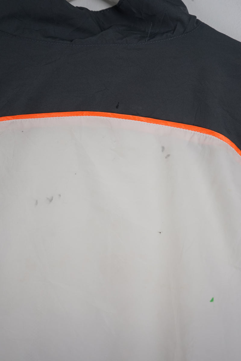VINTAGE NIKE WINDBREAKER (XL)