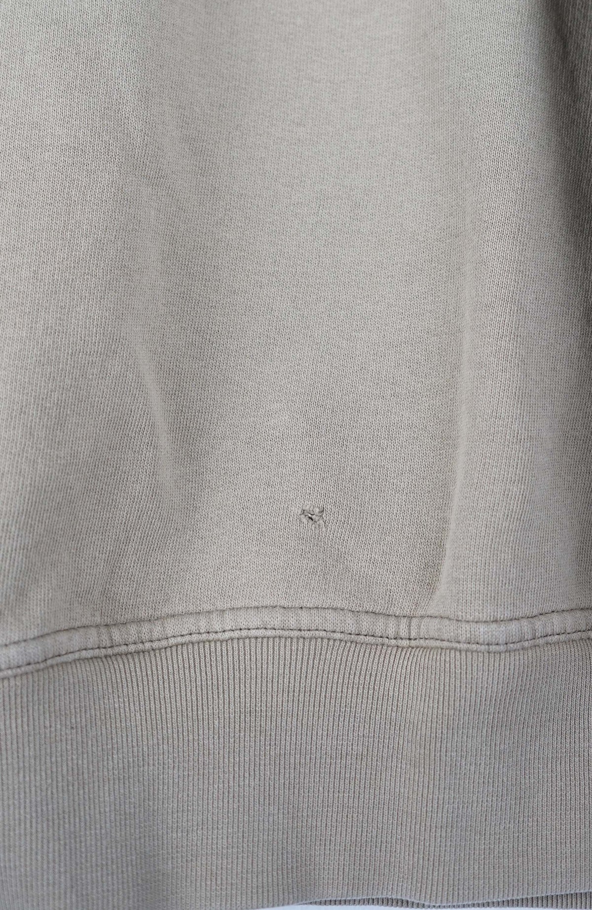 VINTAGE ELLESSE SWEATER (M)