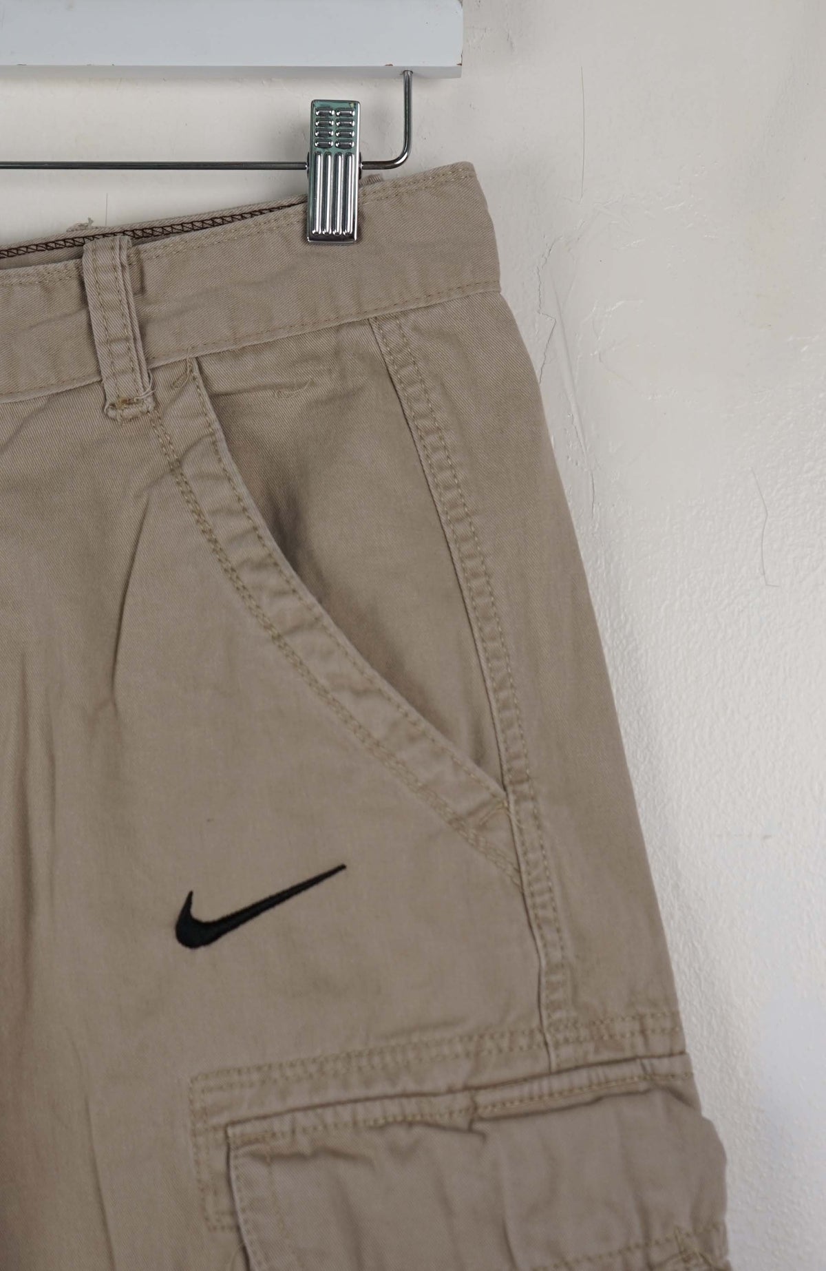 VINTAGE REWORK CARGO SHORTS W30