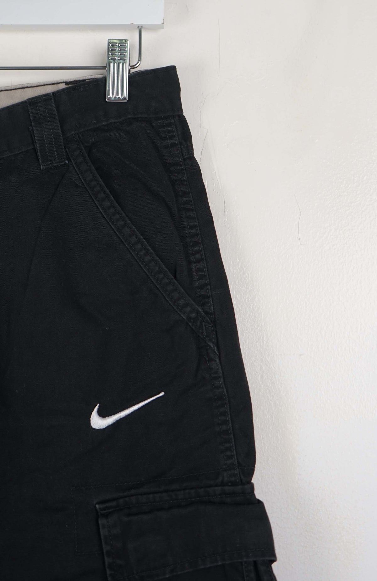 VINTAGE REWORK CARGO SHORTS W30