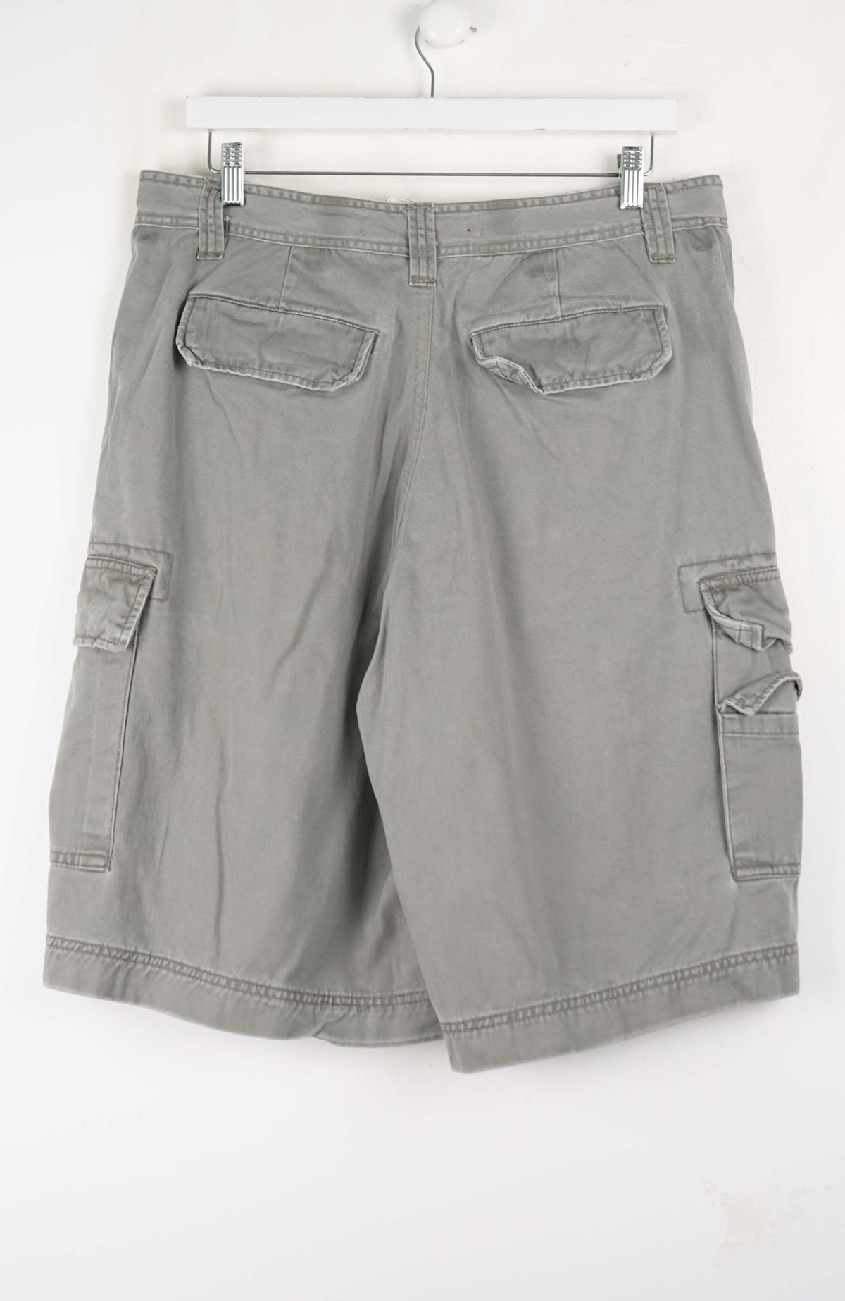 VINTAGE REWORK CARGO SHORTS W34
