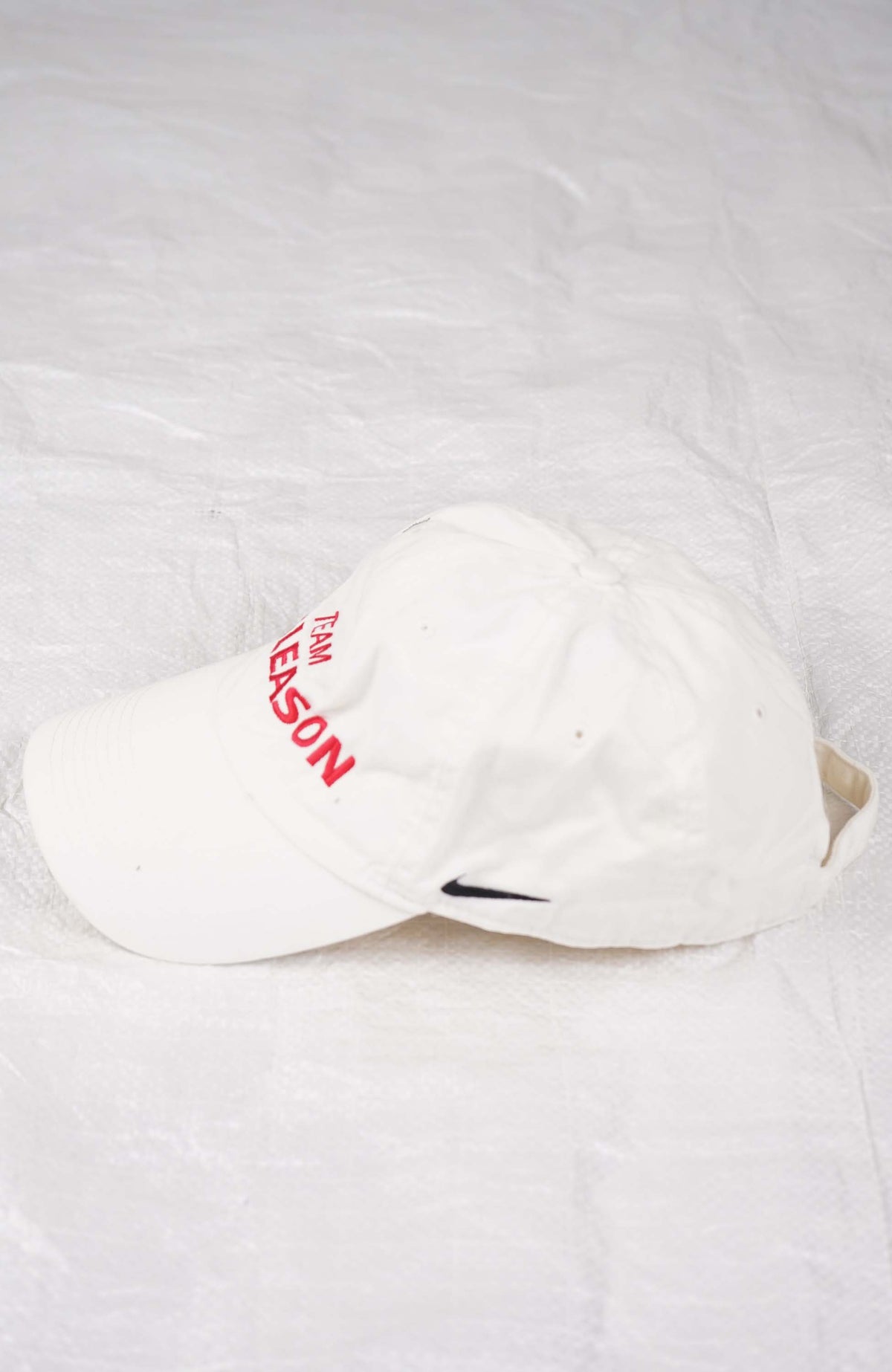 VINTAGE NIKE TEAM GLEASON HAT