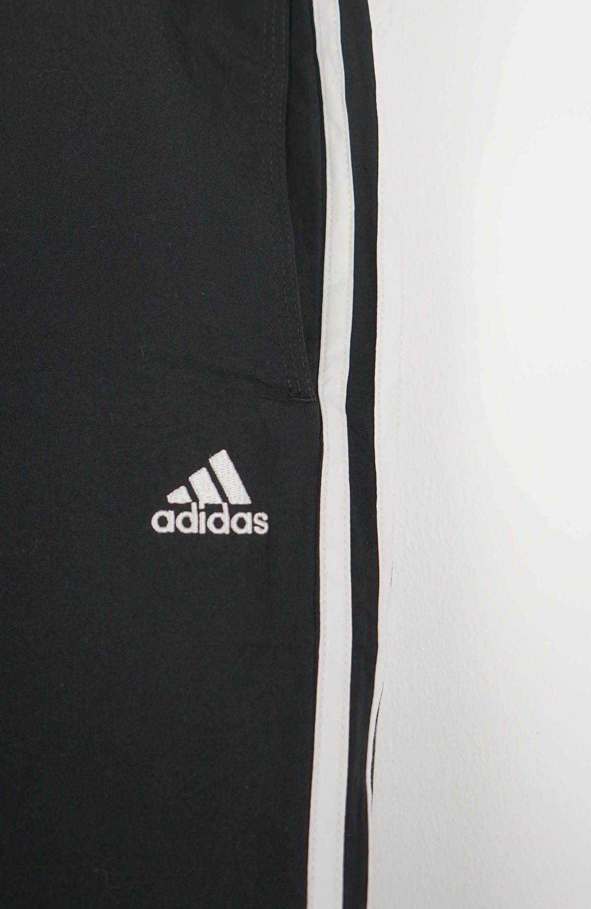 VINTAGE ADIDAS 3/4 TRACK PANTS (XXL)