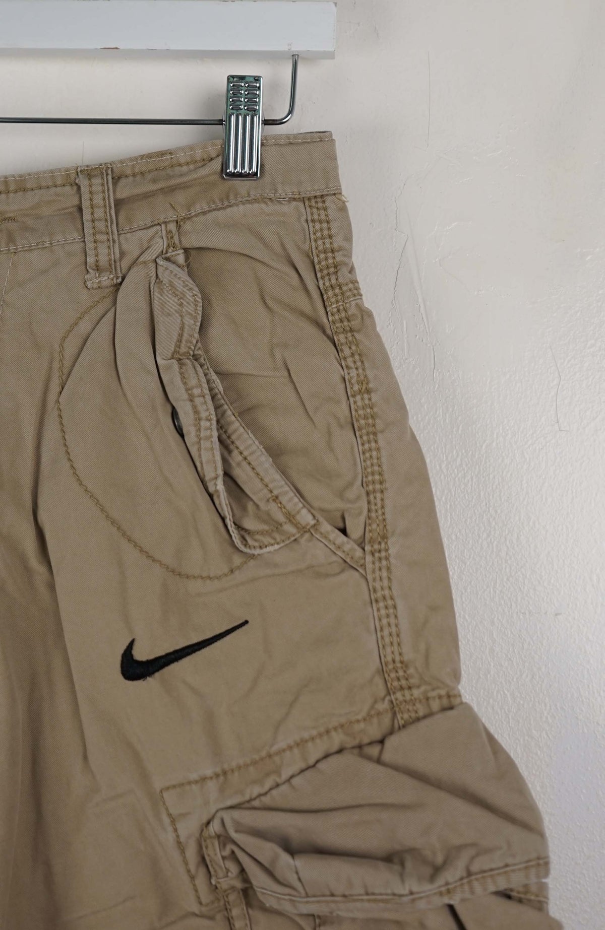VINTAGE REWORK CARGO SHORTS W30