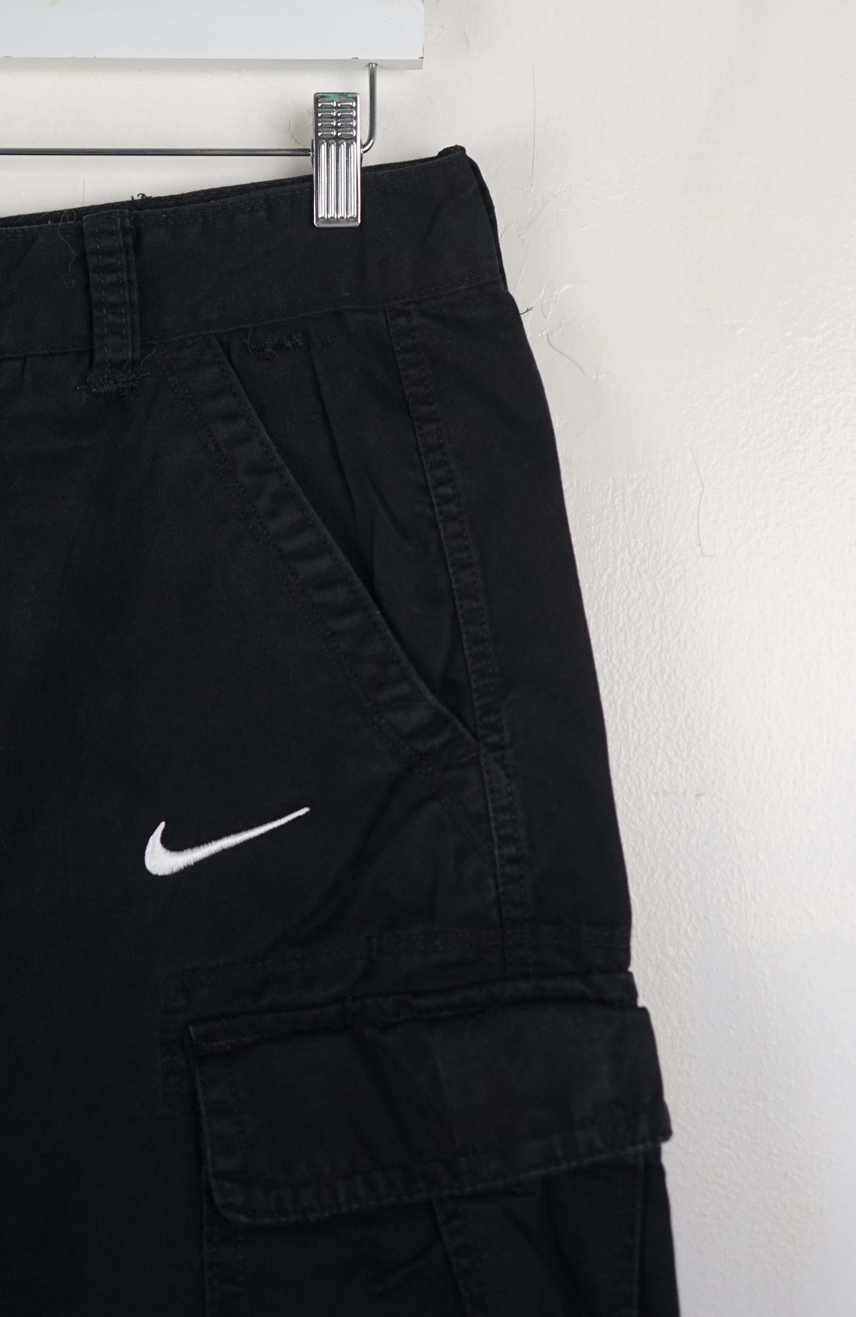 VINTAGE REWORK CARGO SHORTS W33