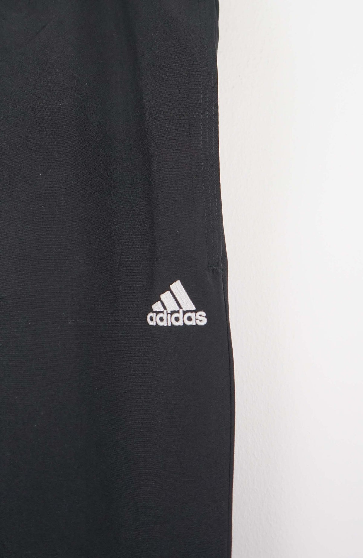 VINTAGE ADIDAS TRACK PANTS (M)