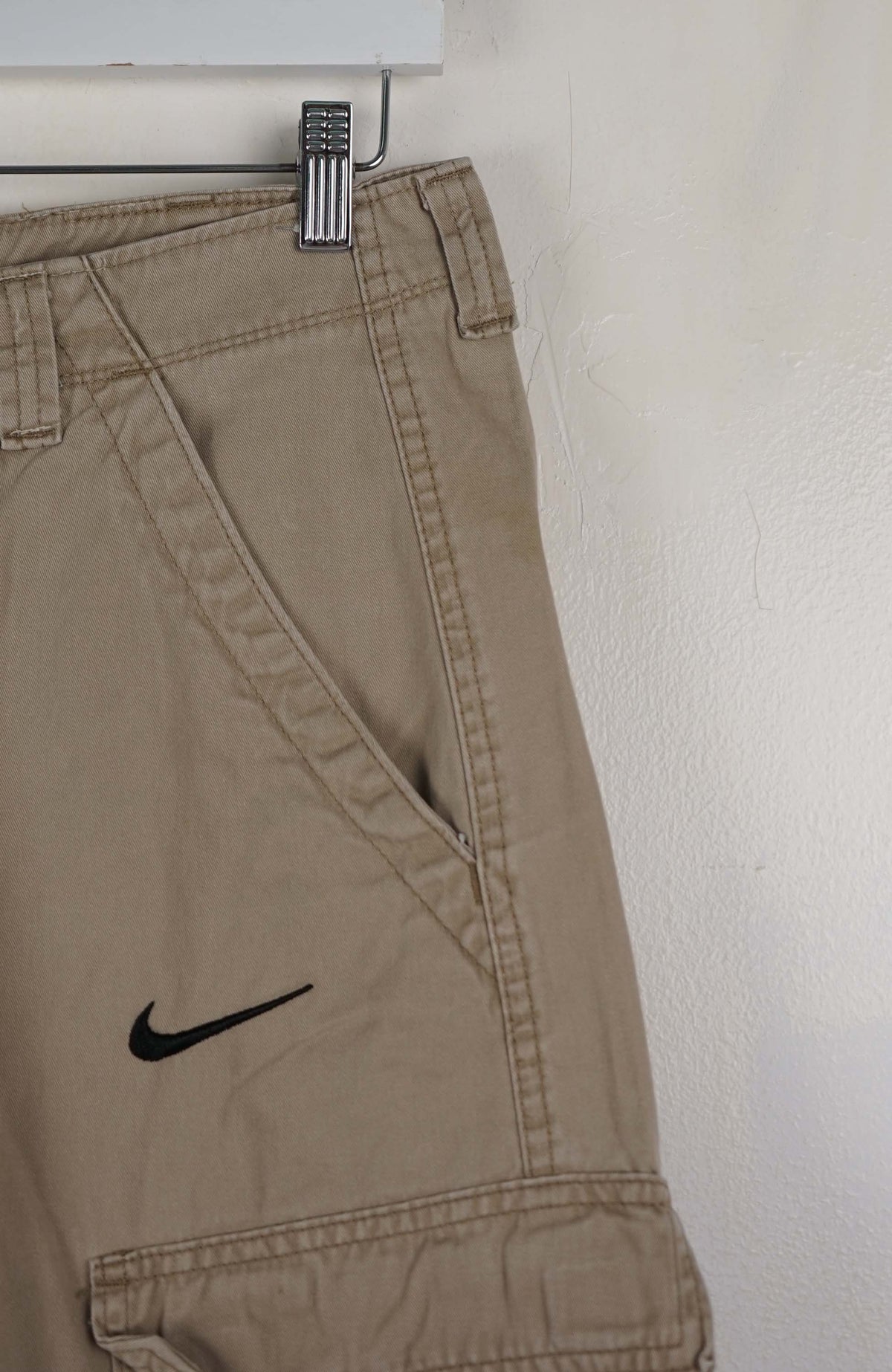 VINTAGE REWORK CARGO SHORTS W30