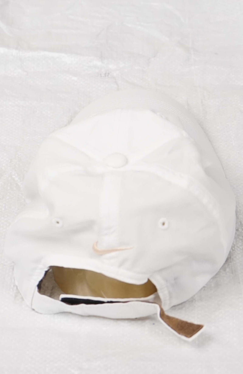 VINTAGE NIKE HAT