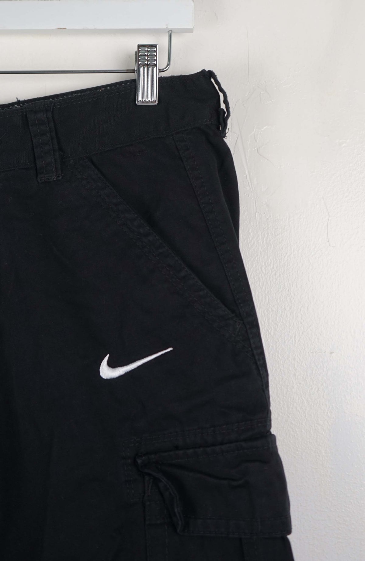 VINTAGE REWORK CARGO SHORTS W30