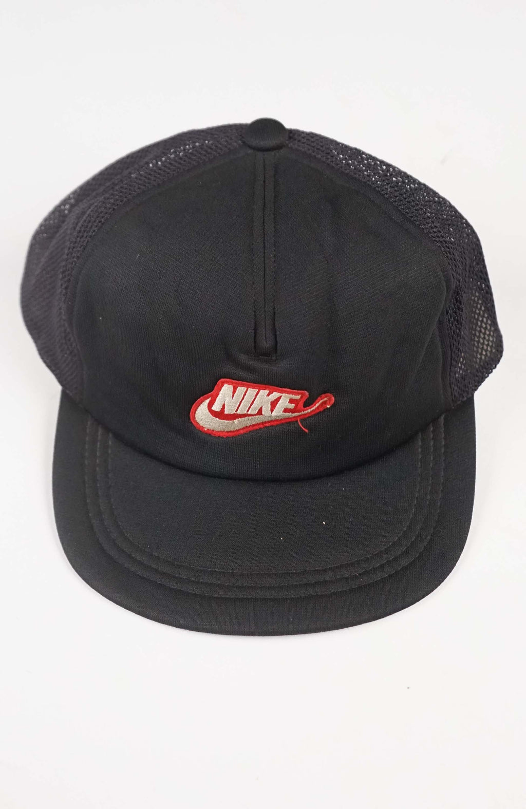 VINTAGE NIKE HAT