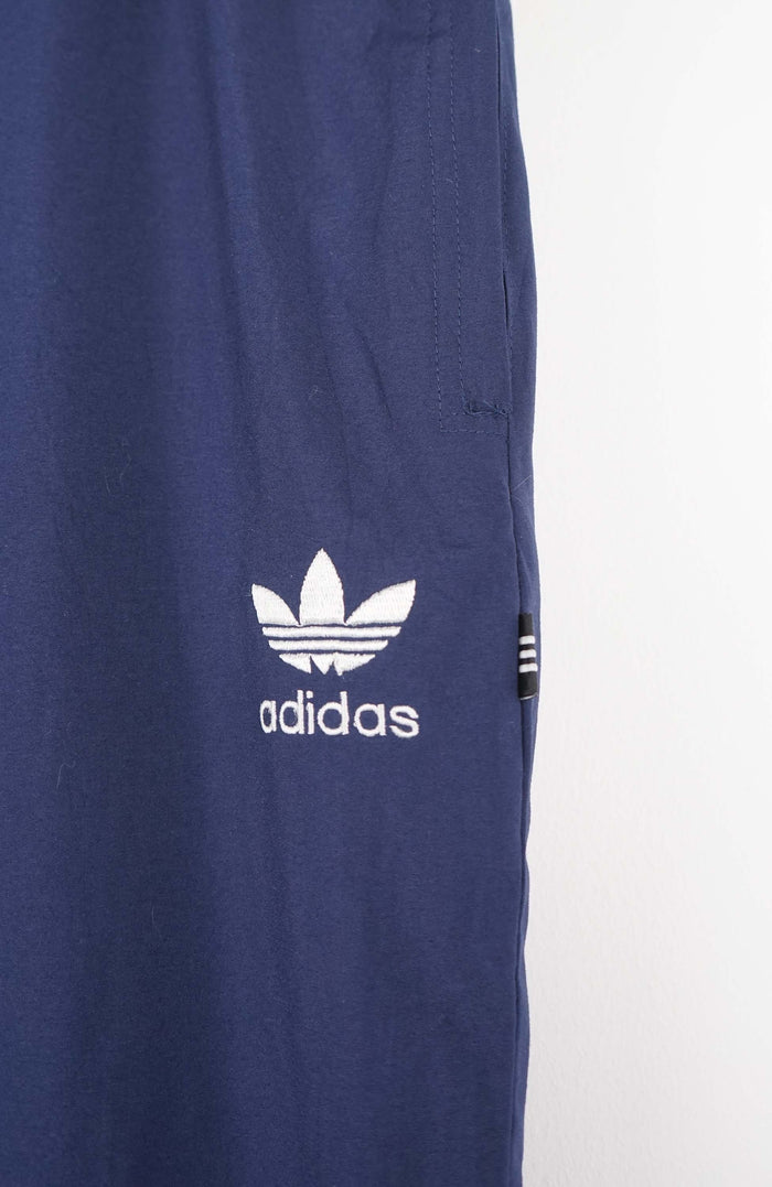 VINTAGE ADIDAS TRACK PANTS (L)