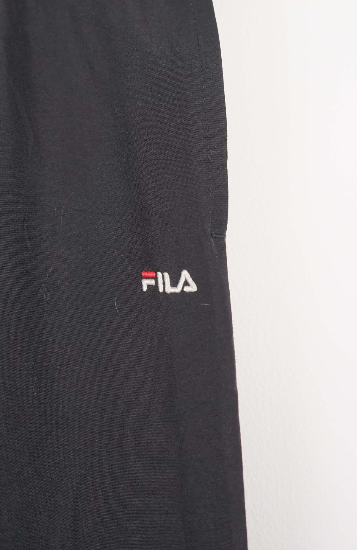 VINTAGE FILA TRACK PANTS (L)
