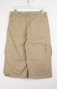 VINTAGE REWORK CARGO CAPRI SHORTS W34