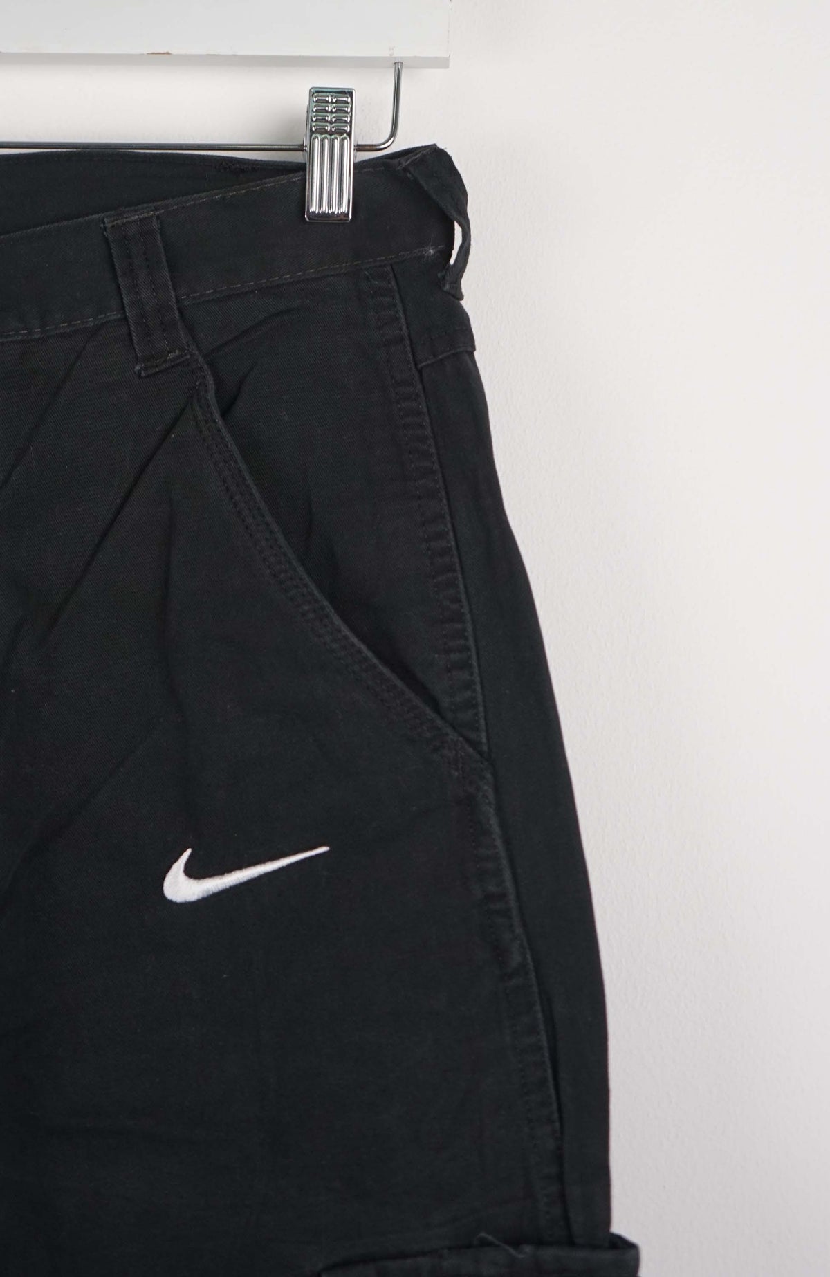 VINTAGE REWORK CARGO CAPRI SHORTS W30