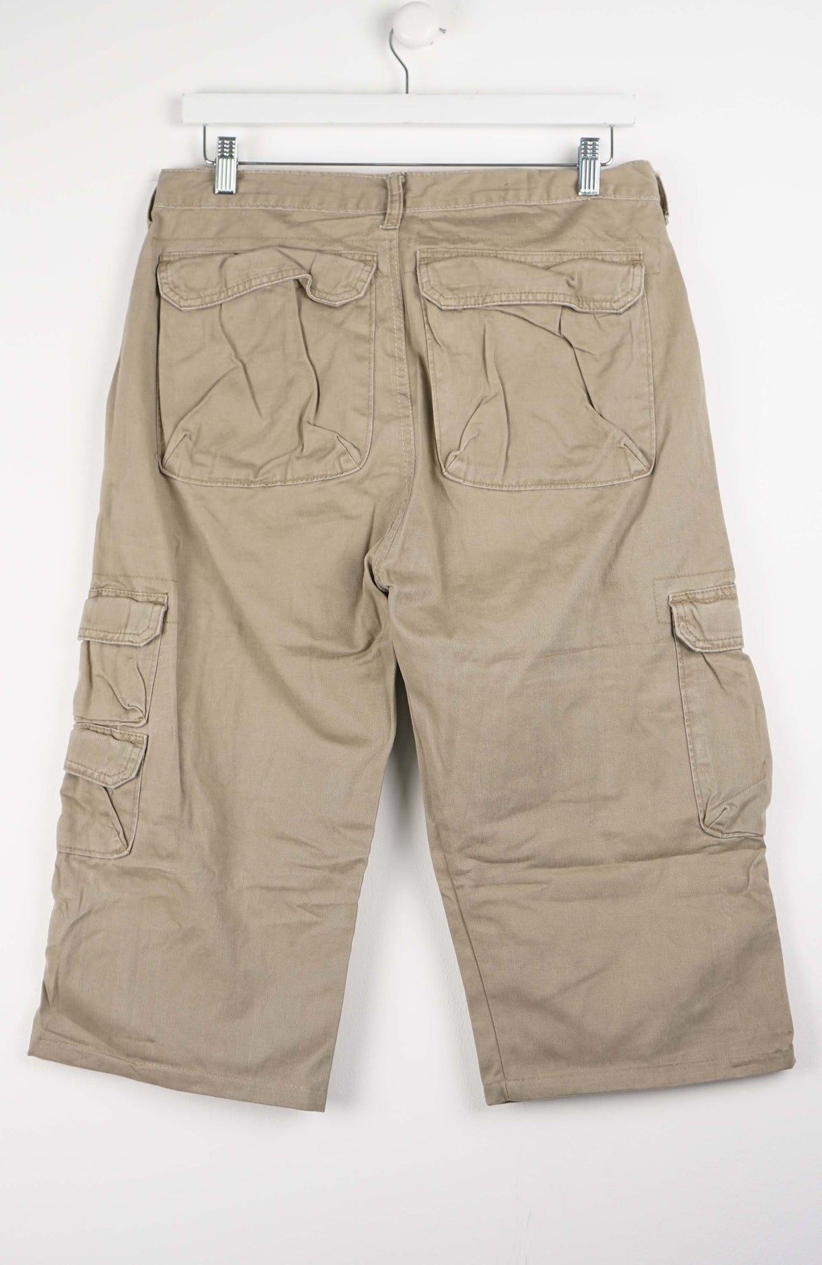 VINTAGE REWORK CARGO CAPRI SHORTS W34