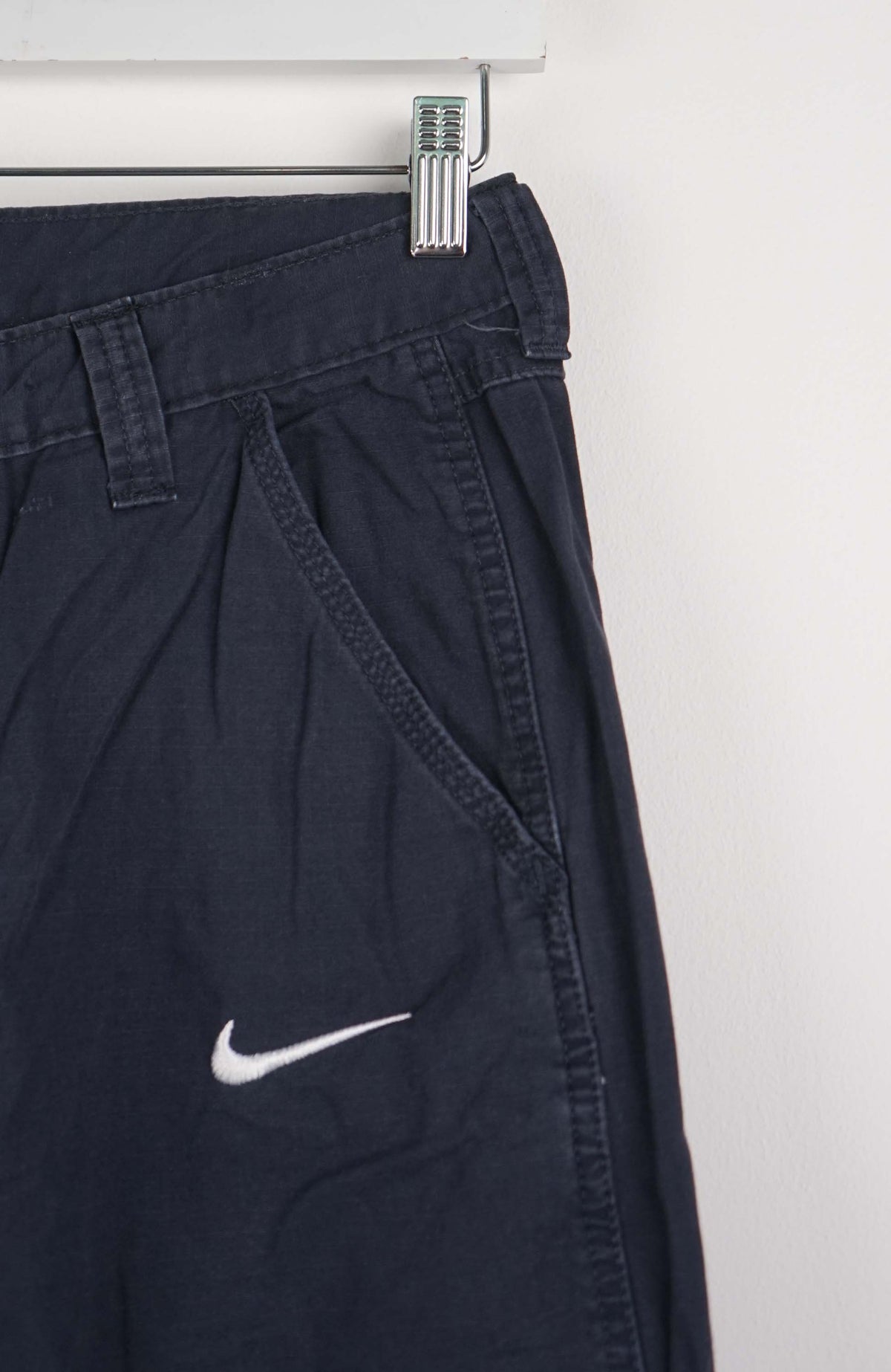 VINTAGE REWORK CARGO CAPRI SHORTS W30