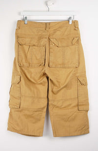 VINTAGE REWORK CARGO CAPRI SHORTS W32