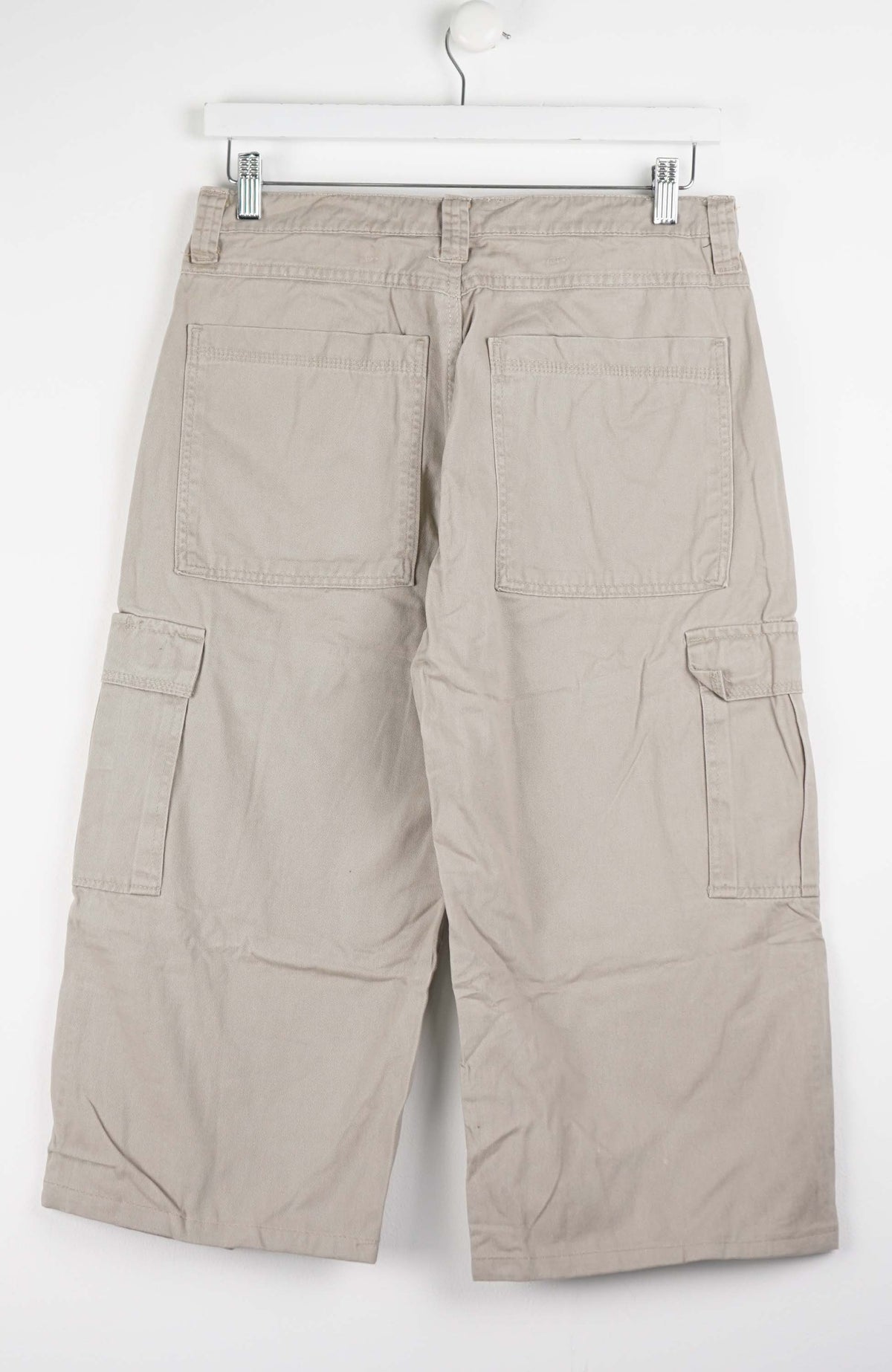 VINTAGE REWORK CARGO CAPRI SHORTS W31