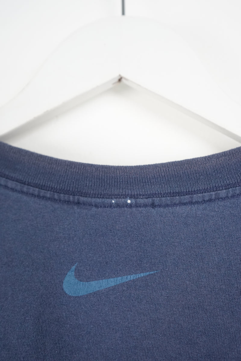 VINTAGE NIKE T-SHIRT (L)