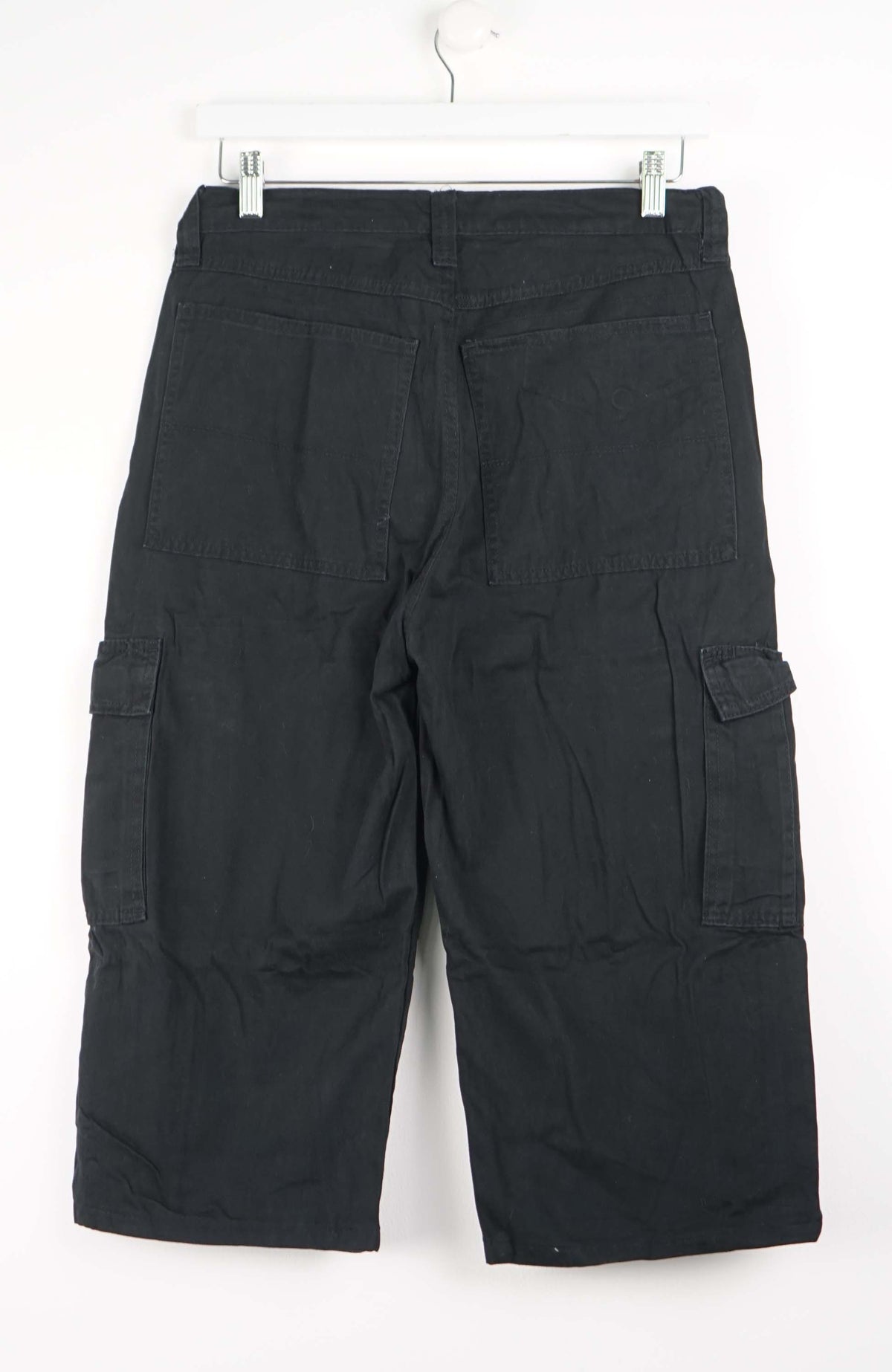 VINTAGE REWORK CARGO CAPRI SHORTS W32