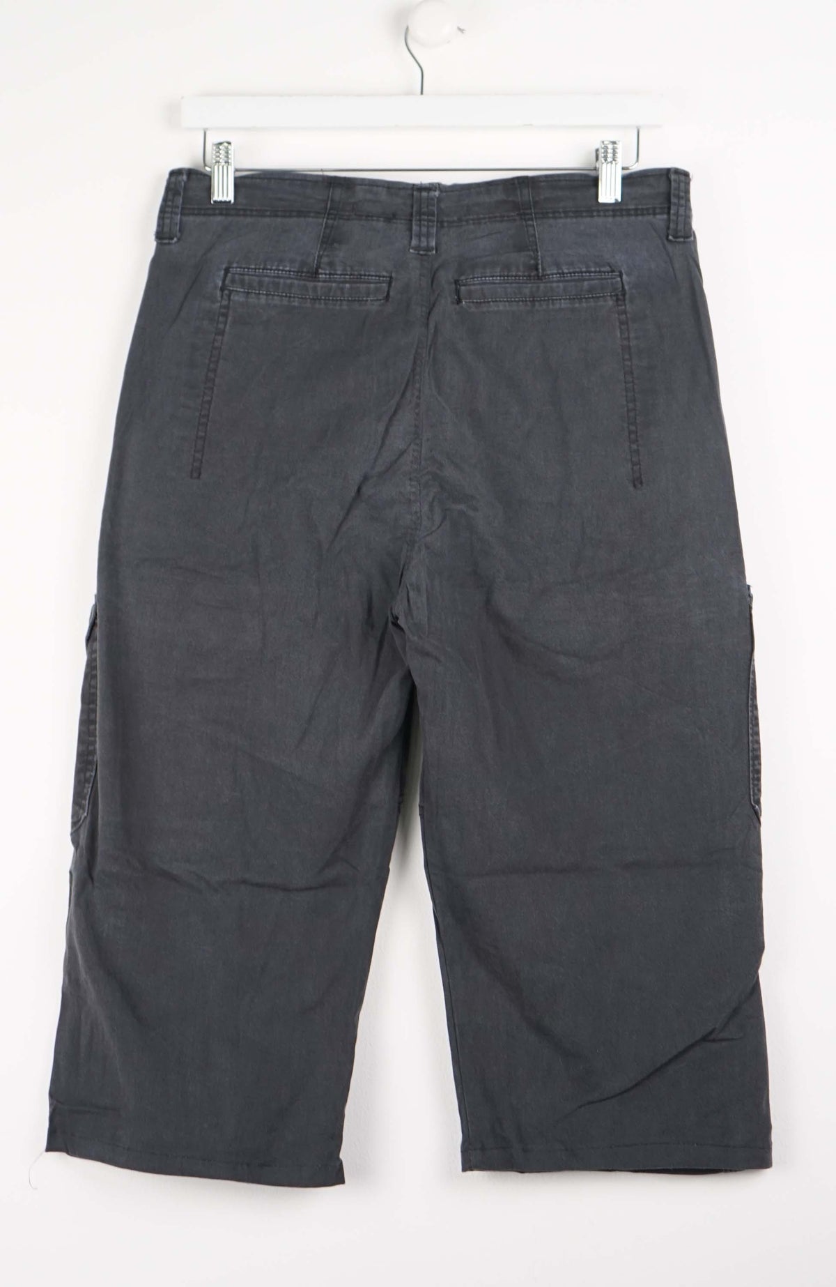 VINTAGE REWORK CARGO CAPRI SHORTS W32