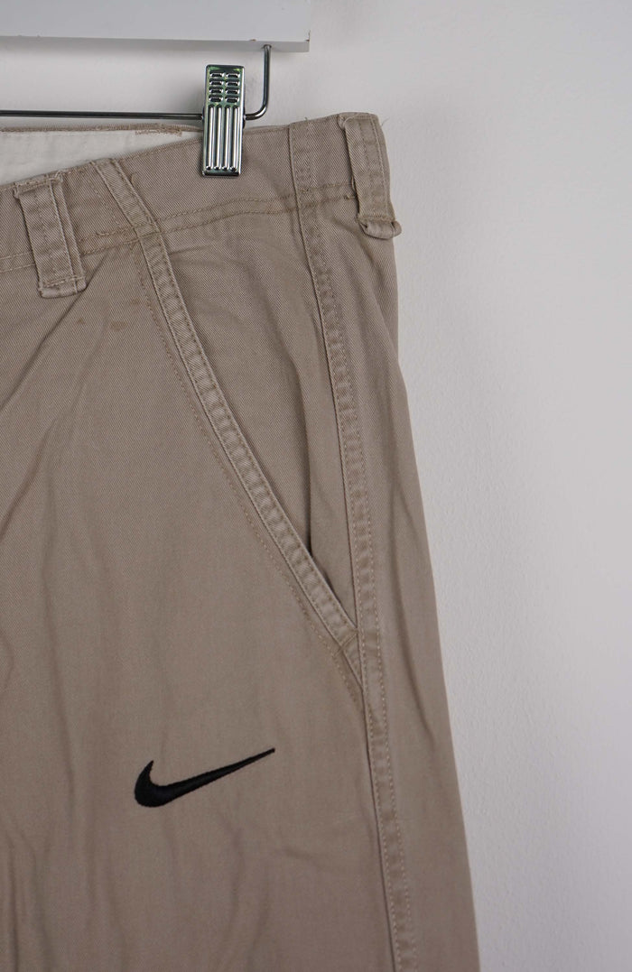 VINTAGE REWORK CARGO CAPRI SHORTS W35