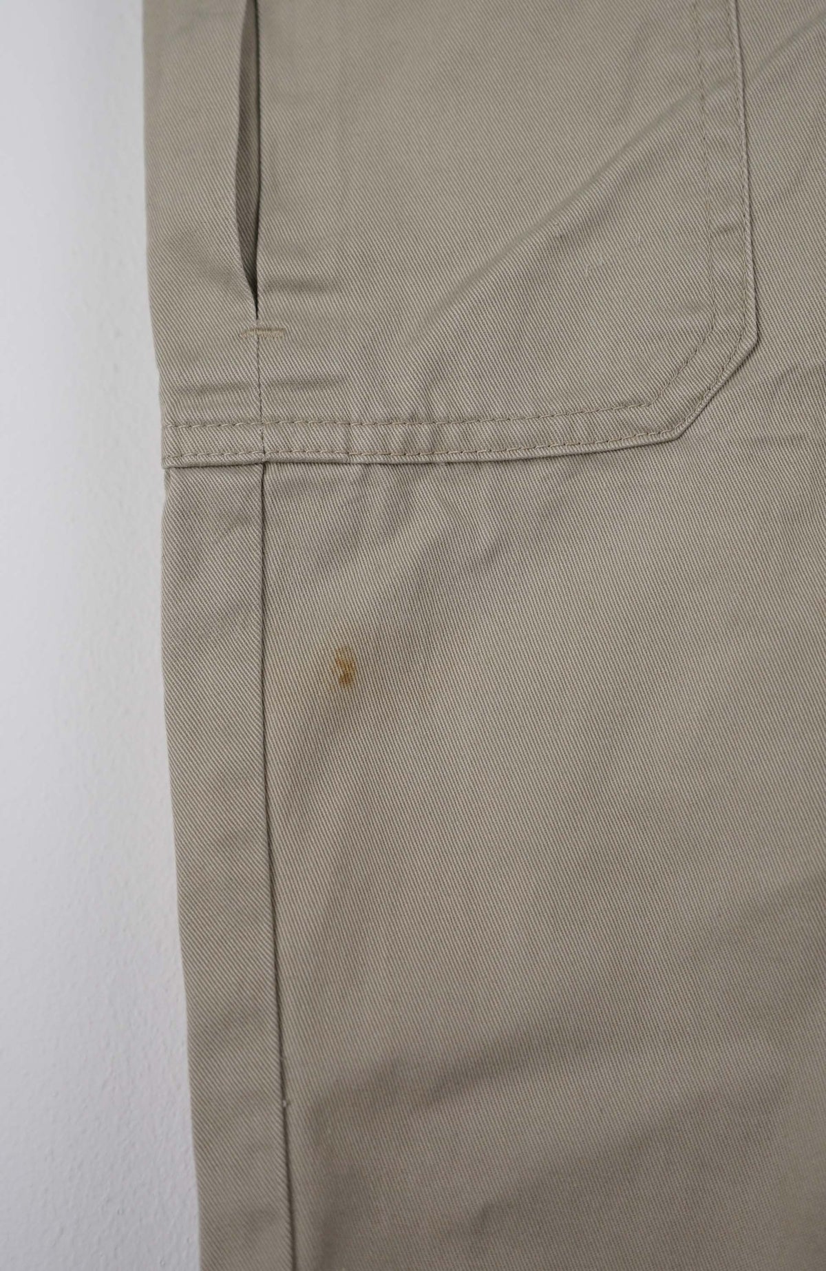 VINTAGE REWORK CARGO CAPRI SHORTS W34