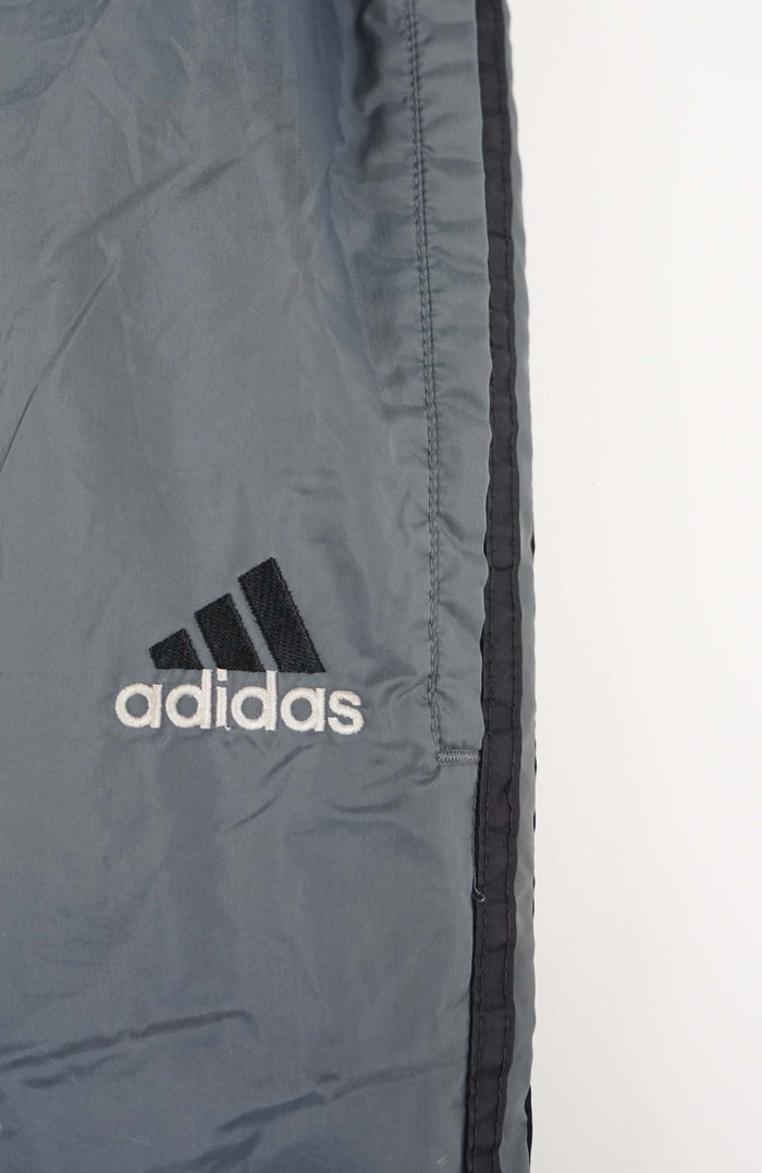 VINTAGE ADIDAS TRACK PANTS (XXXL)