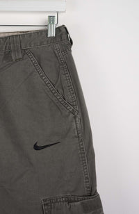VINTAGE REWORK CARGO SHORTS W30