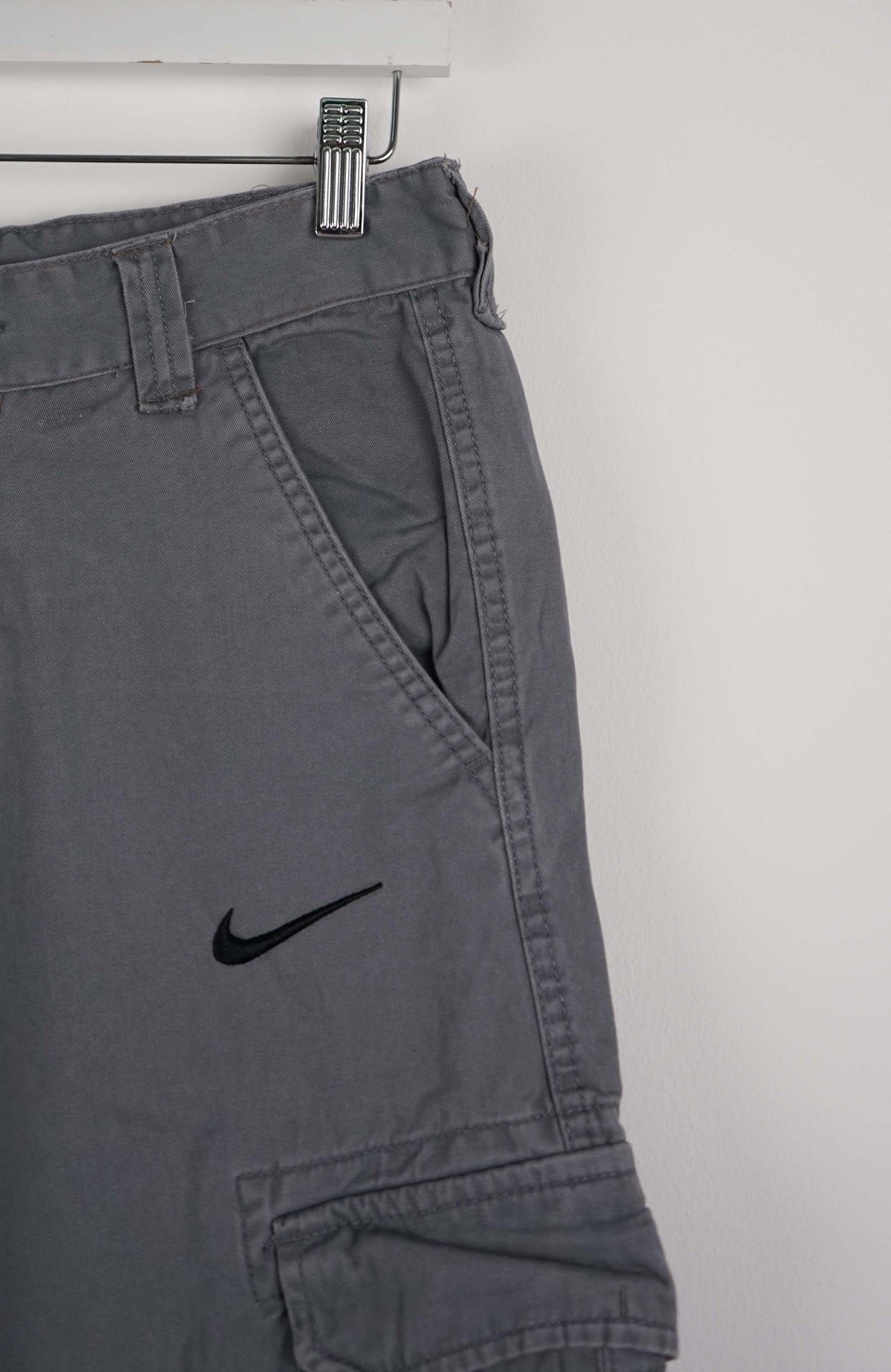 VINTAGE REWORK CARGO SHORTS W32