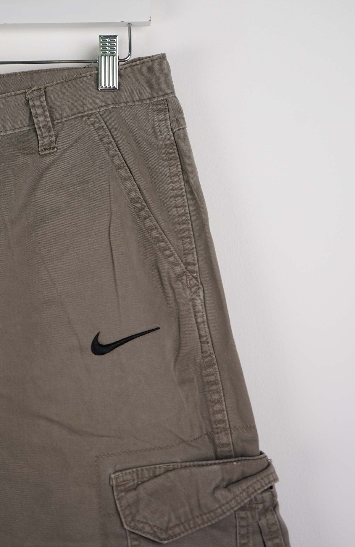VINTAGE REWORK CARGO SHORTS W32