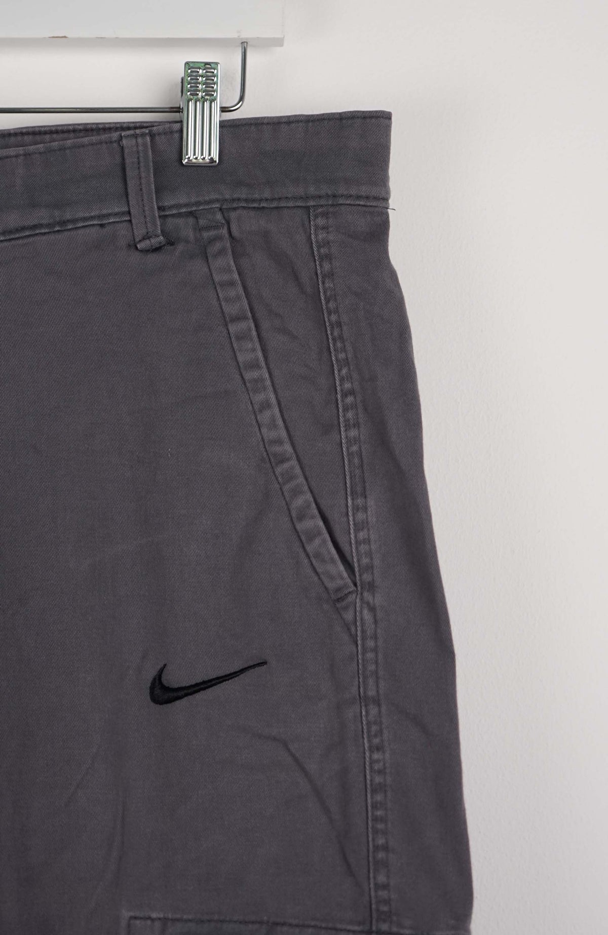 VINTAGE REWORK CARGO SHORTS W39