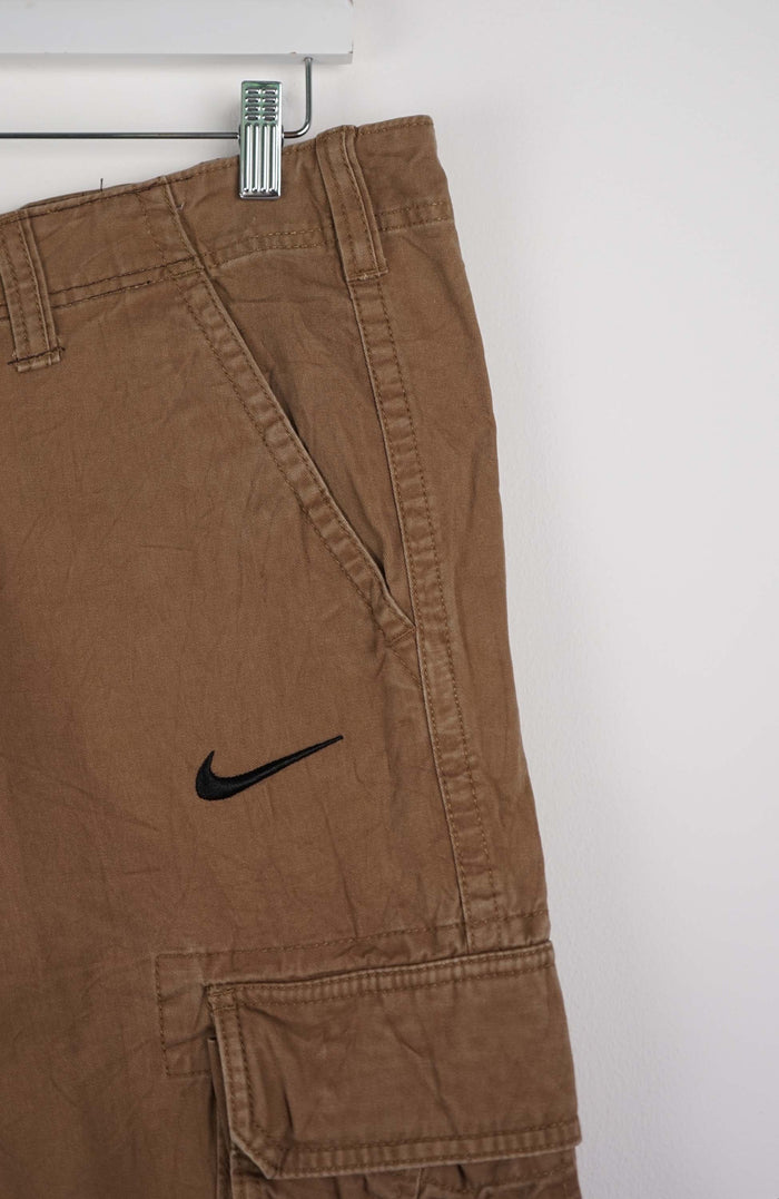 VINTAGE REWORK CARGO SHORTS W36