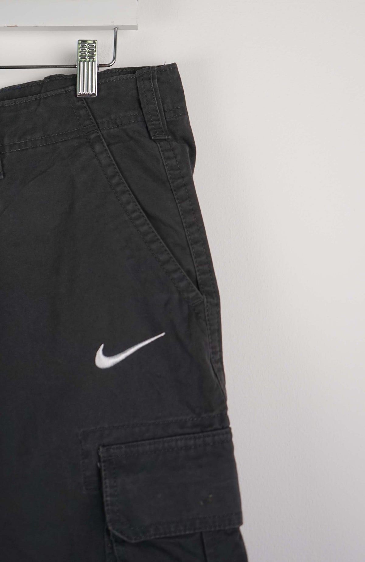 VINTAGE REWORK CARGO SHORTS W34