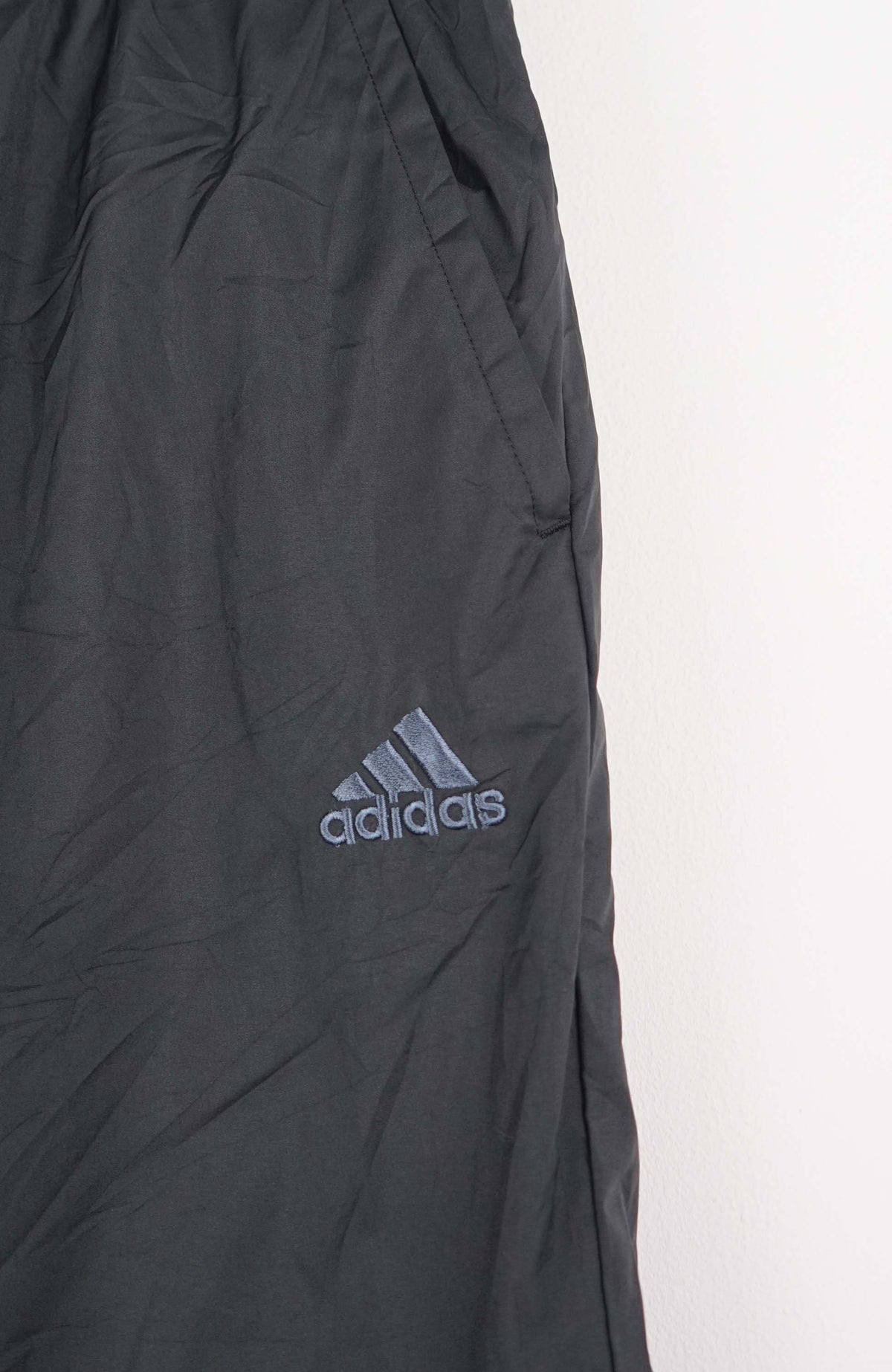 VINTAGE ADIDAS TRACK PANTS (M)