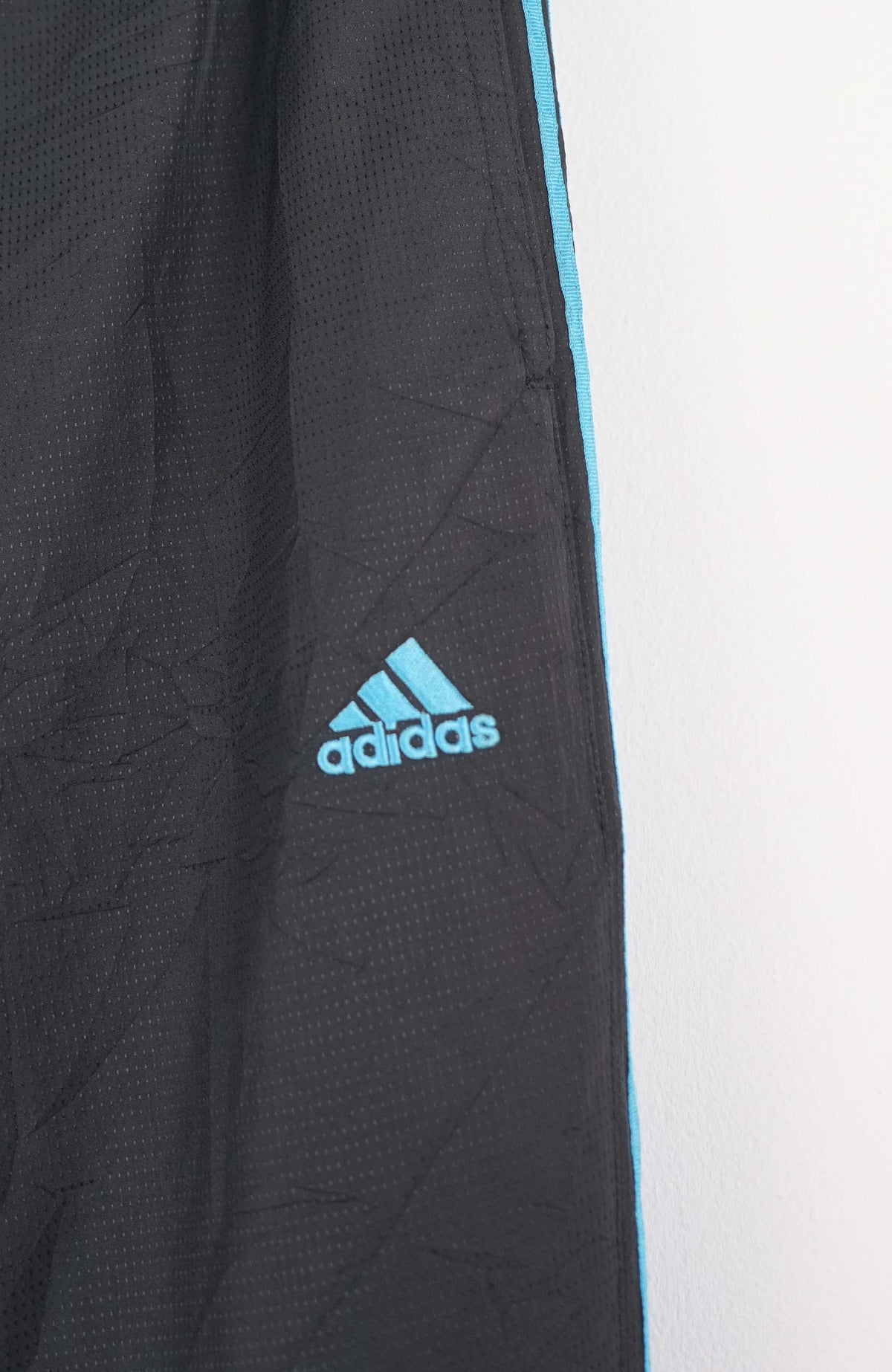 VINTAGE ADIDAS TRACK PANTS (M)
