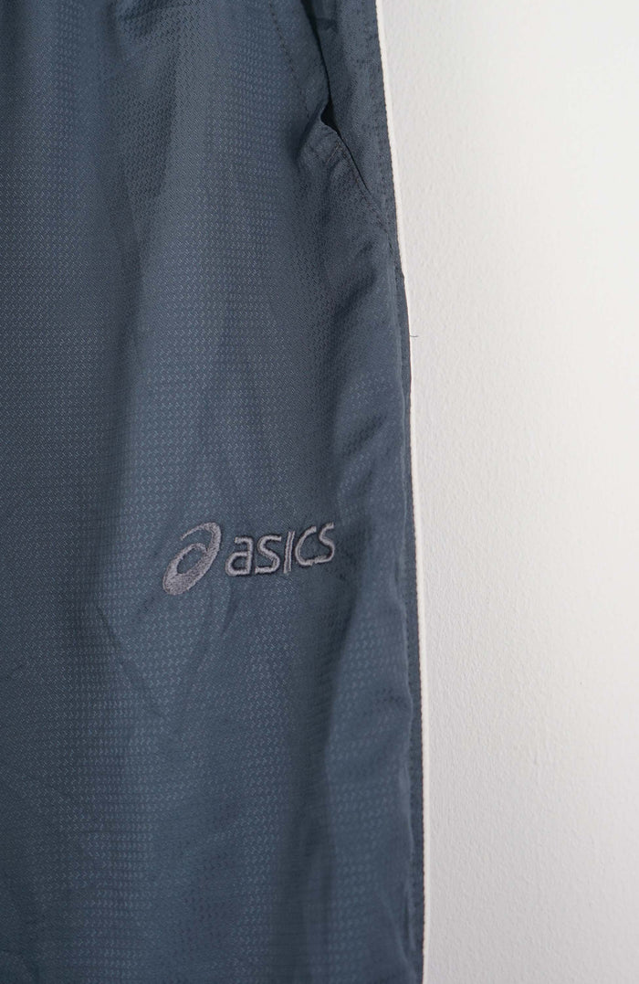VINTAGE ASICS TRACK PANTS (M)