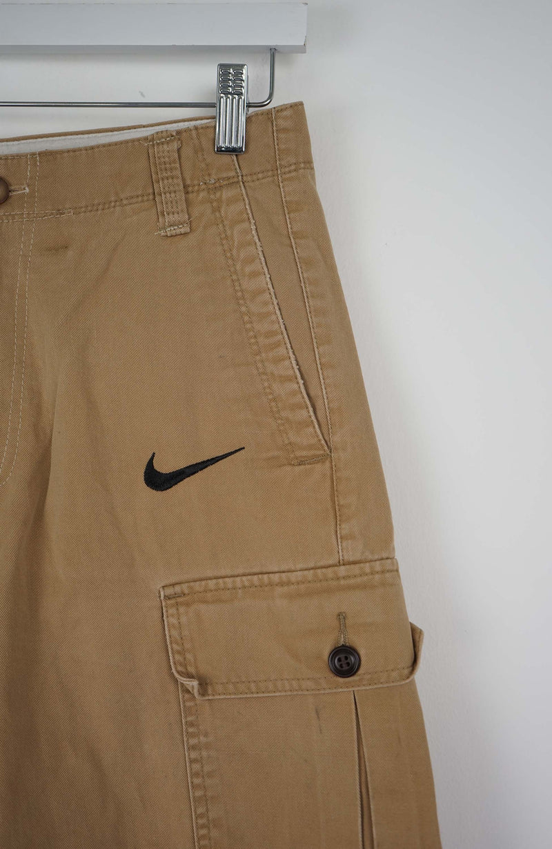 VINTAGE REWORK CARGO SHORTS W28