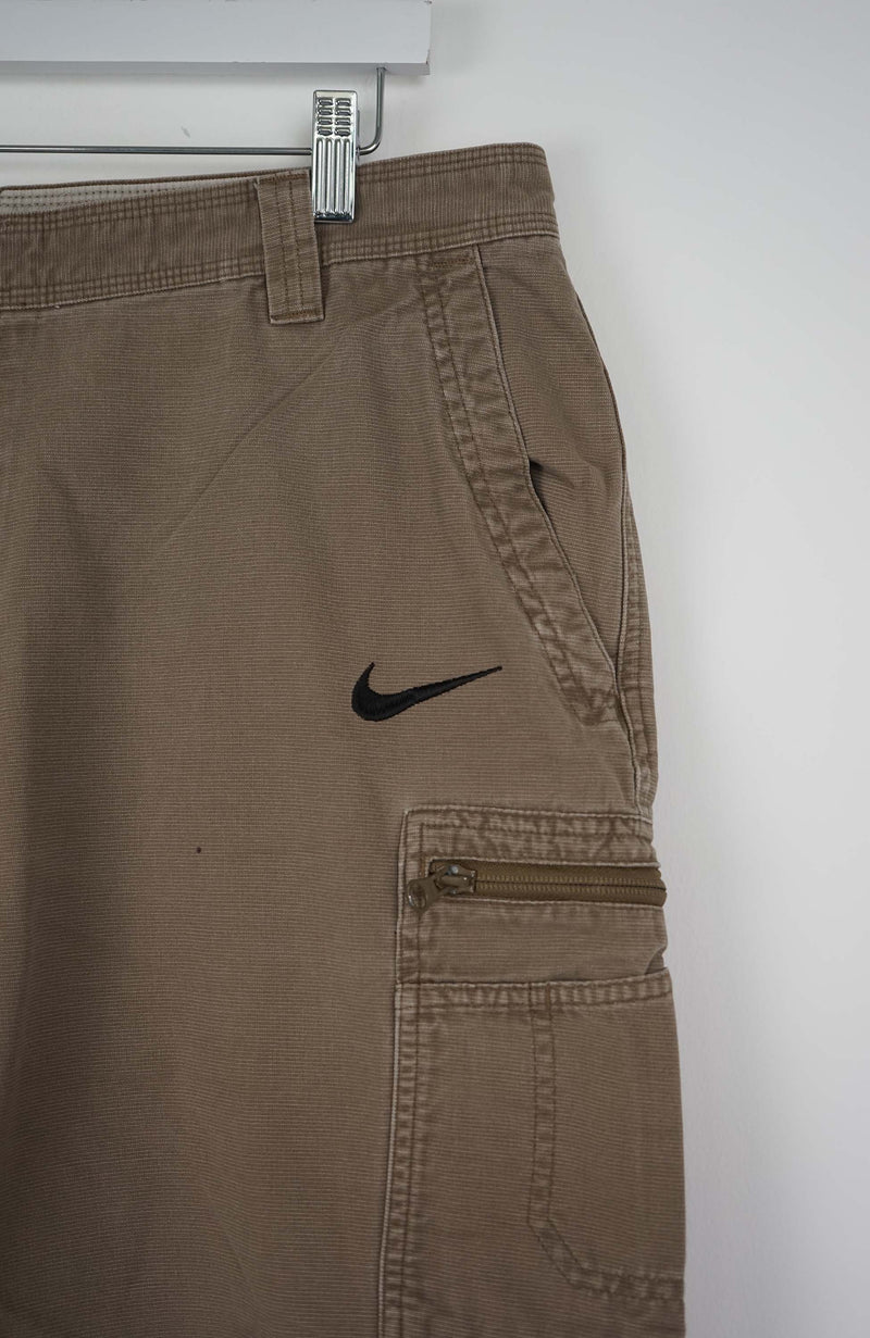 VINTAGE REWORK CARGO SHORTS W38