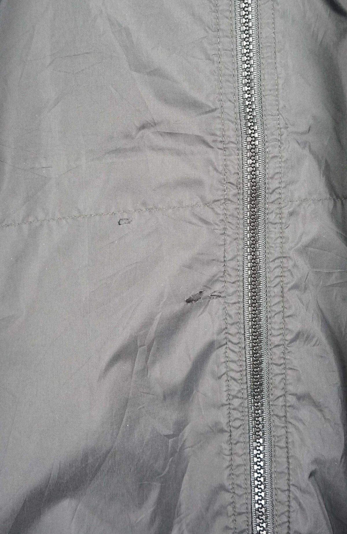 VINTAGE NIKE WINDBREAKER (L)