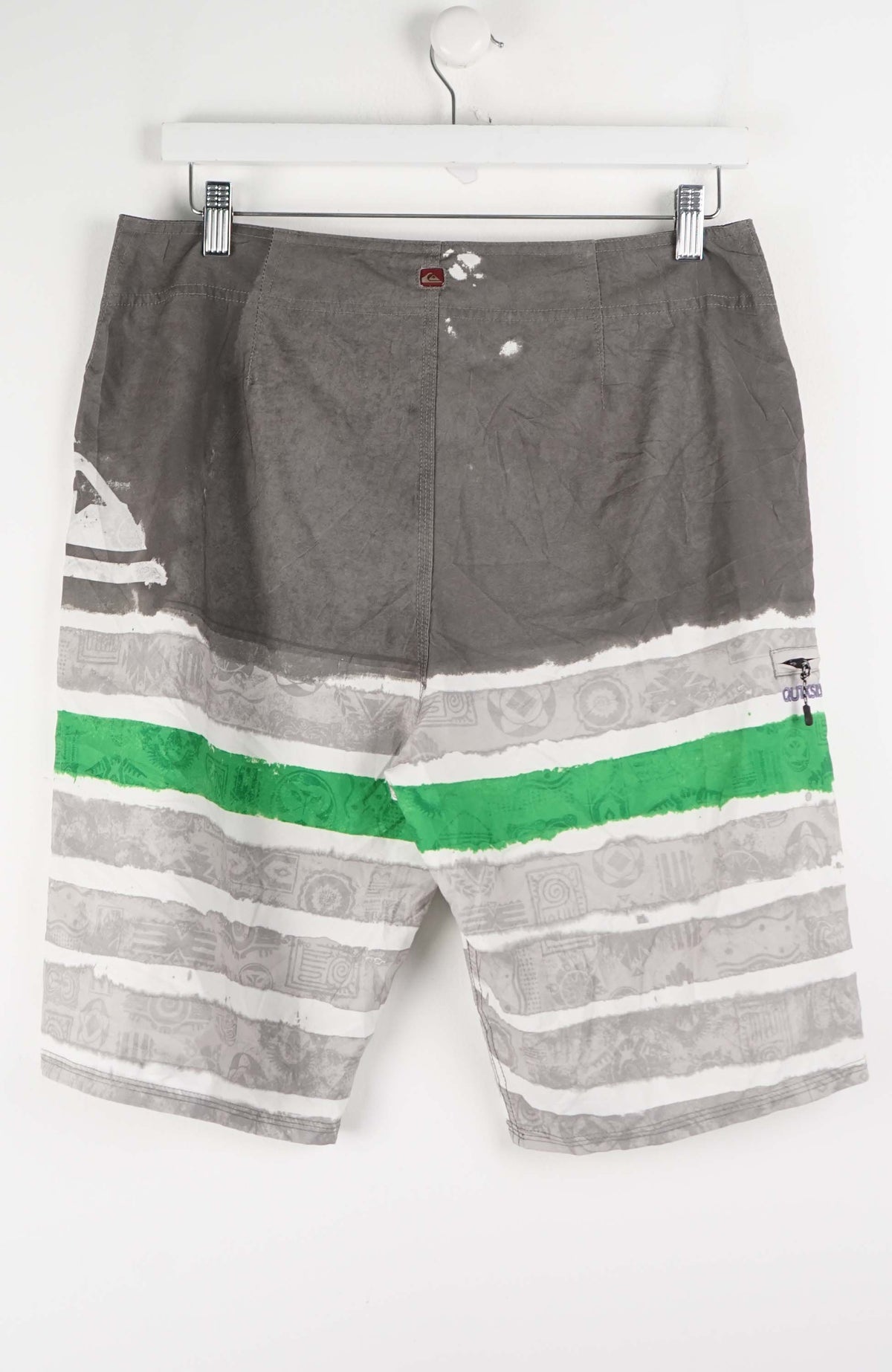 VINTAGE QUIKSILVER BOARD SHORTS W32