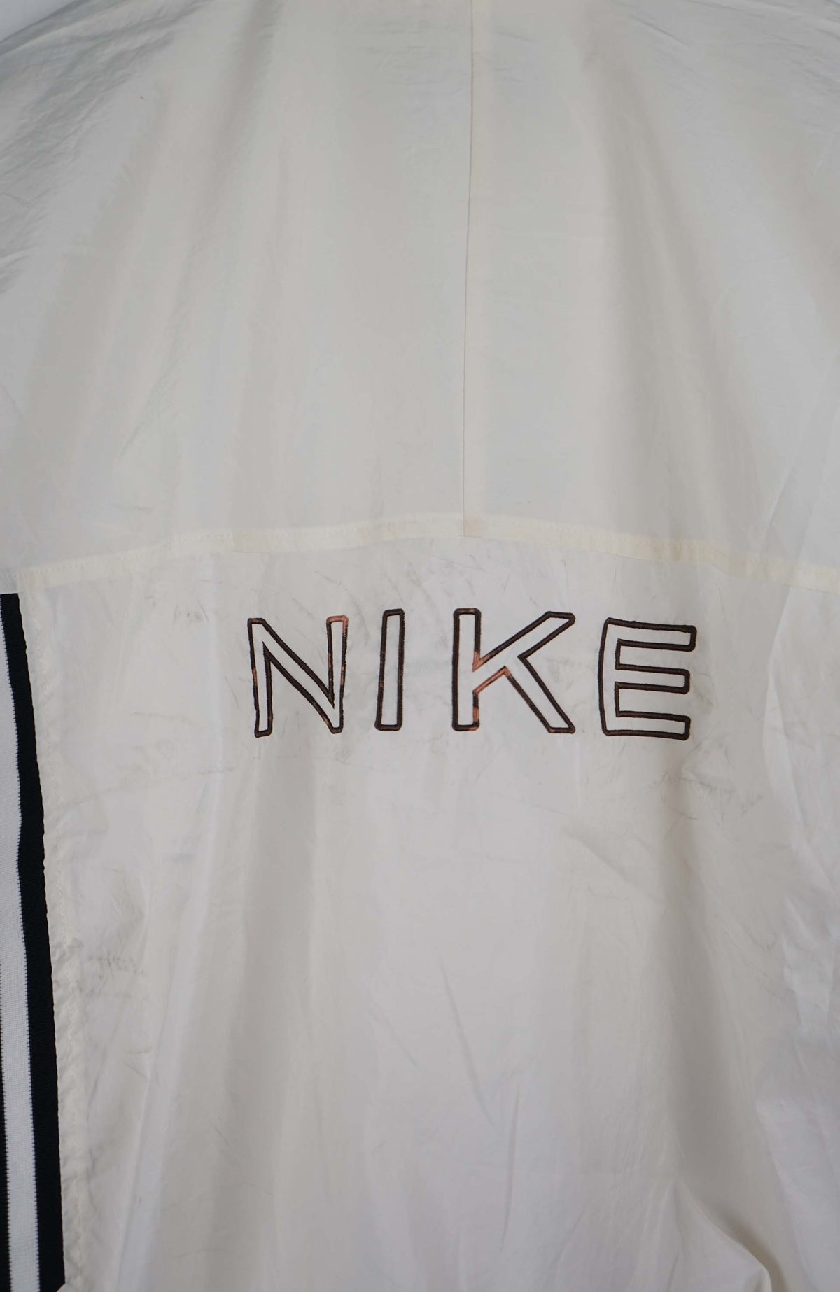 VINTAGE NIKE WINDBREAKER (XL)