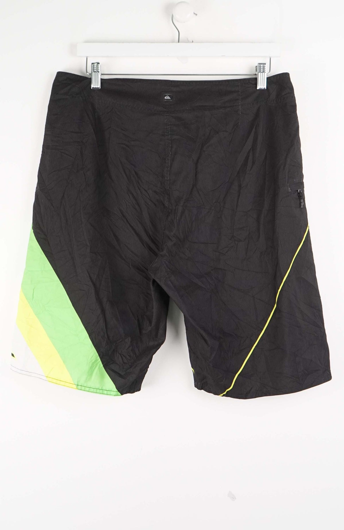 VINTAGE QUIKSILVER BOARD SHORTS W35