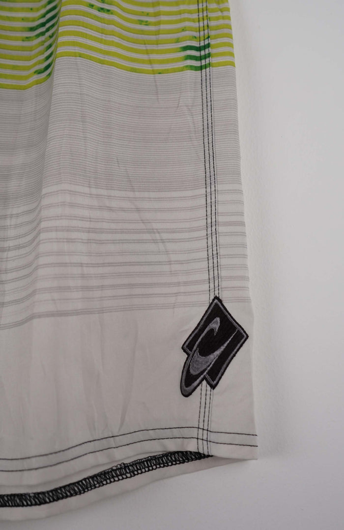 VINTAGE O'NEILL BOARD SHORTS W32