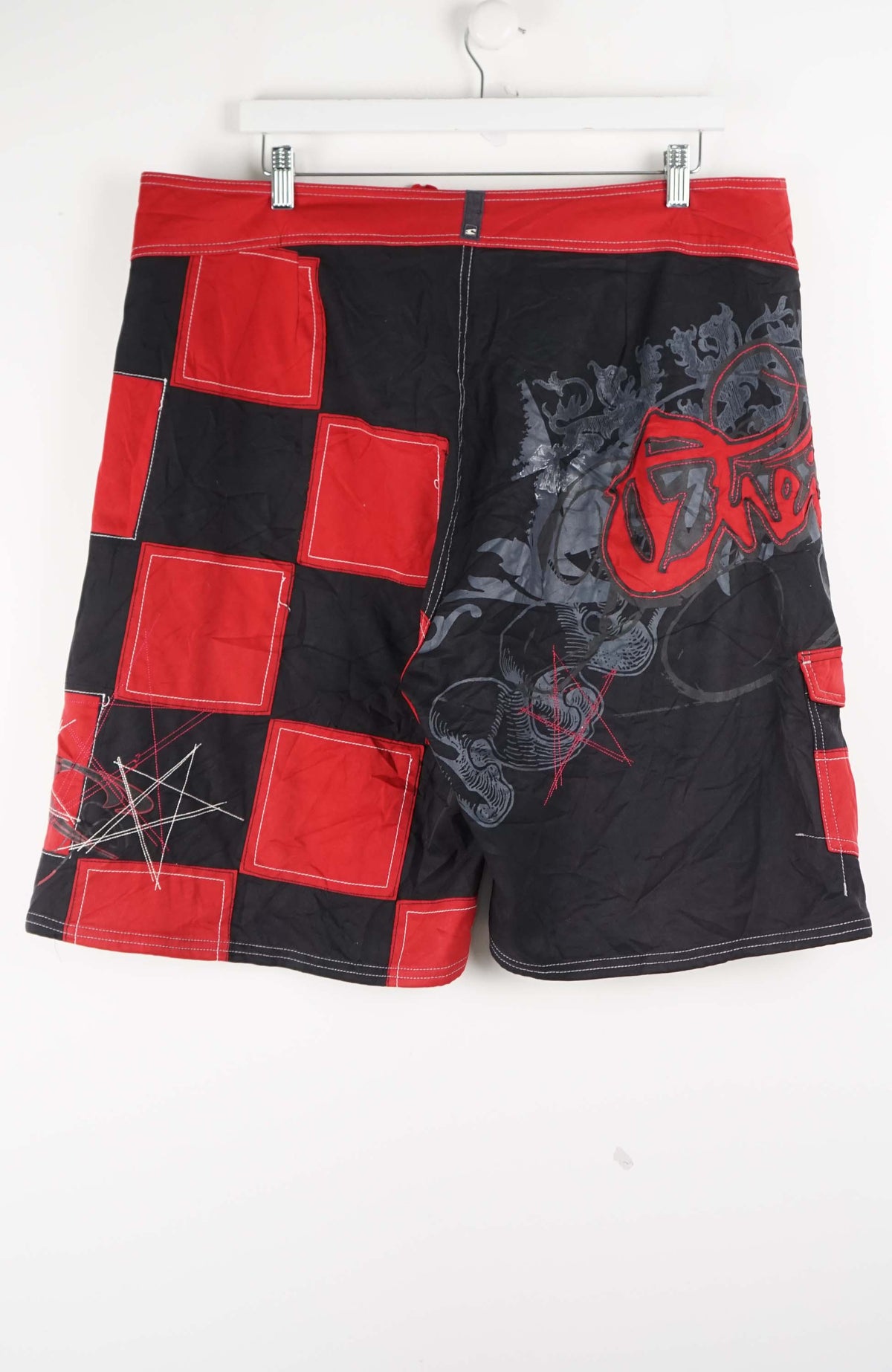 VINTAGE QUIKSILVER BOARD SHORTS W38