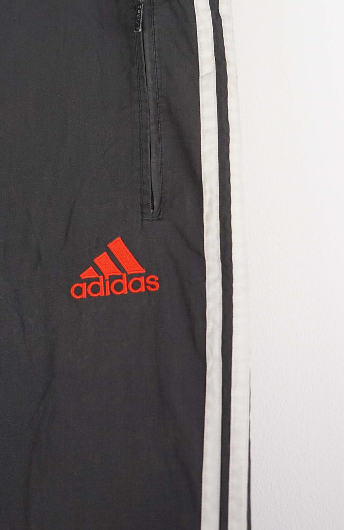 VINTAGE ADIDAS TRACK PANT SHORTS (XL)