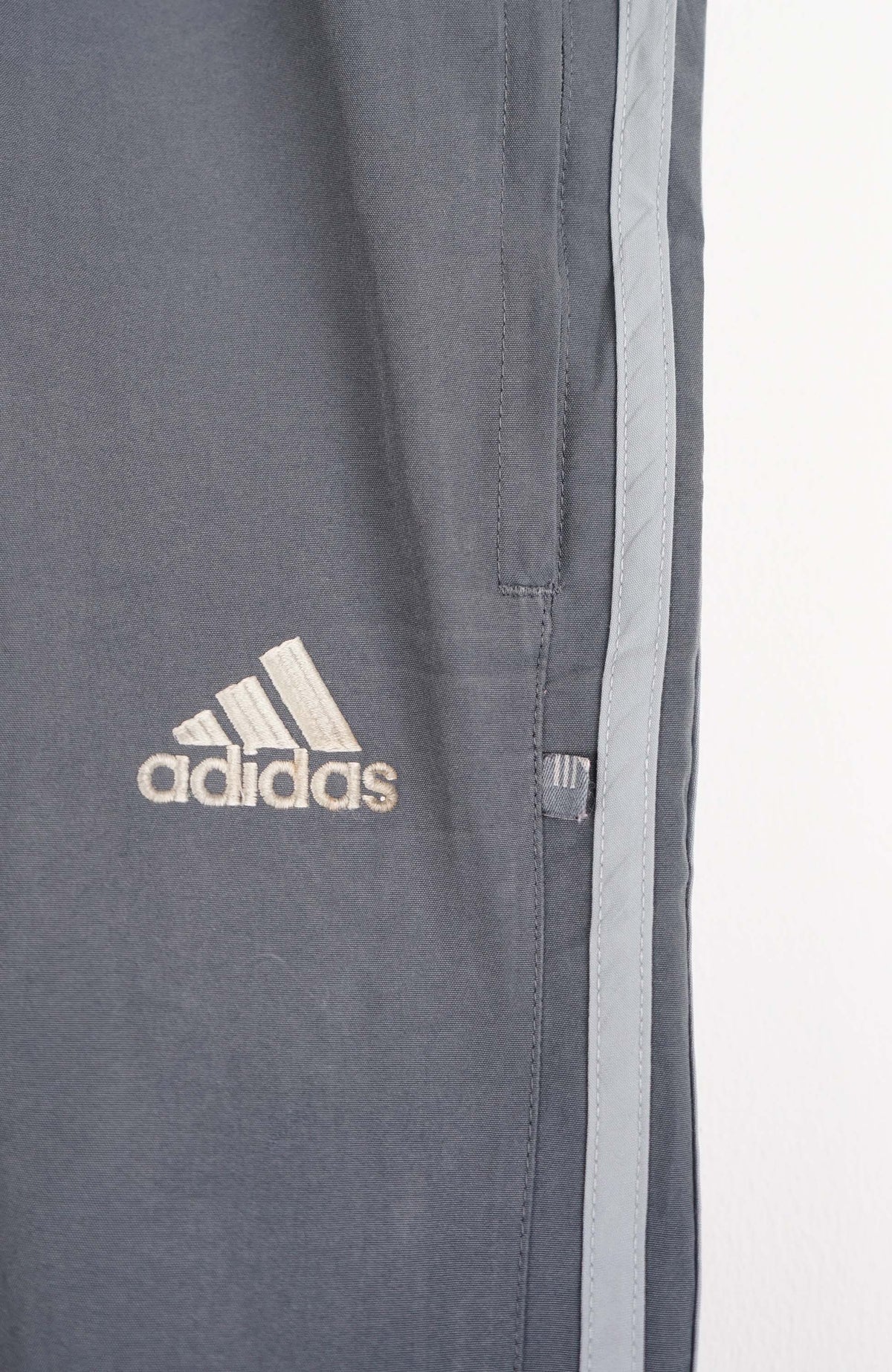 VINTAGE ADIDAS TRACK PANT SHORTS (XXL)