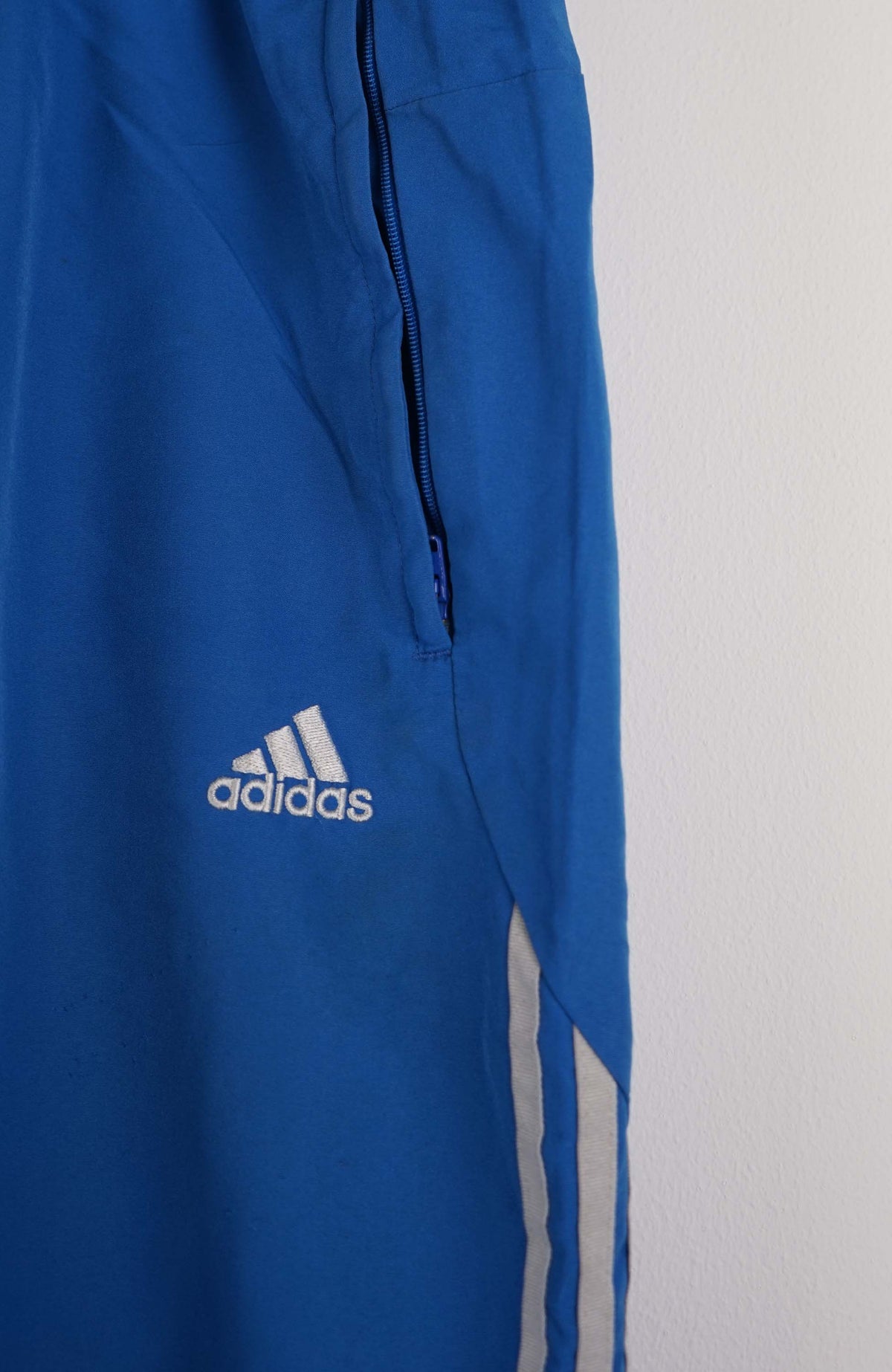 VINTAGE ADIDAS TRACK PANT SHORTS (XXL)